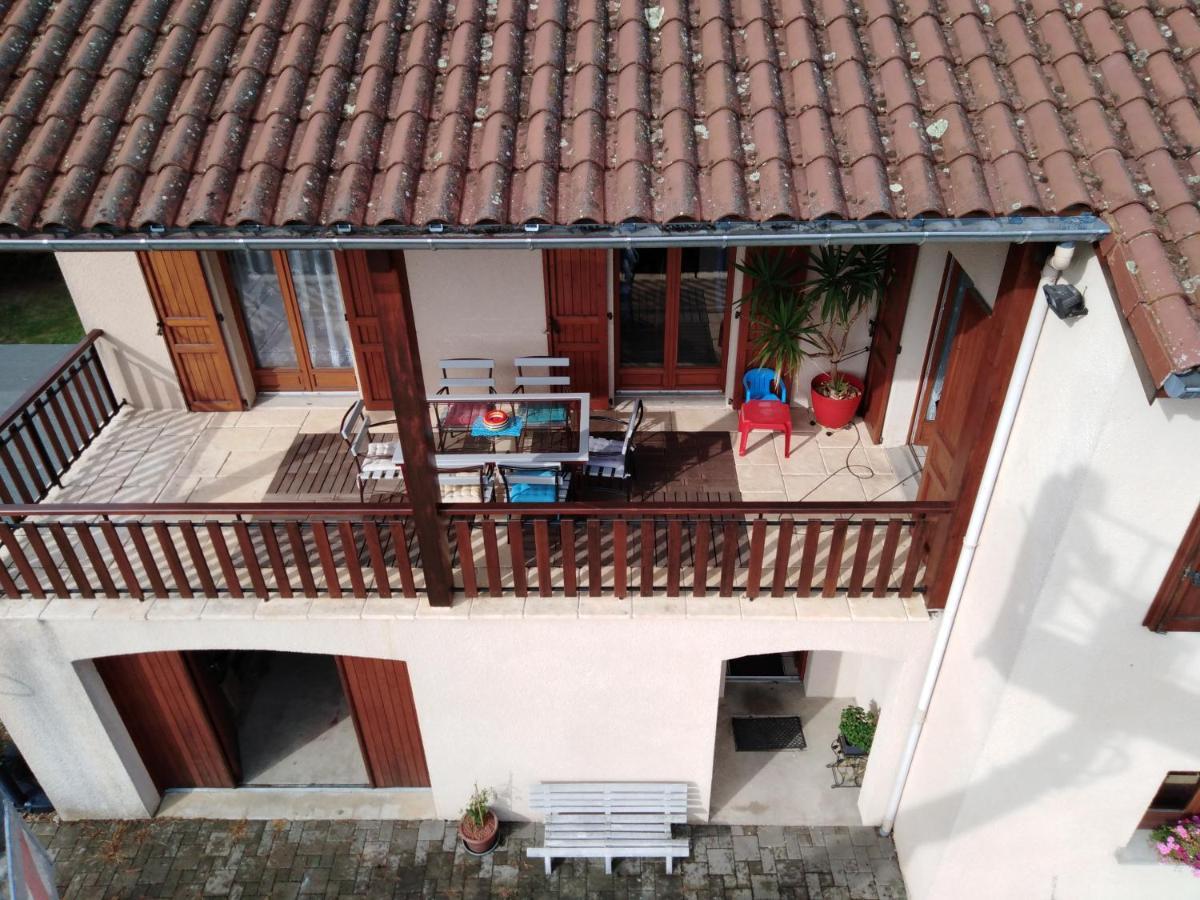 Chambres Des Arrys Bas-en-Basset Экстерьер фото